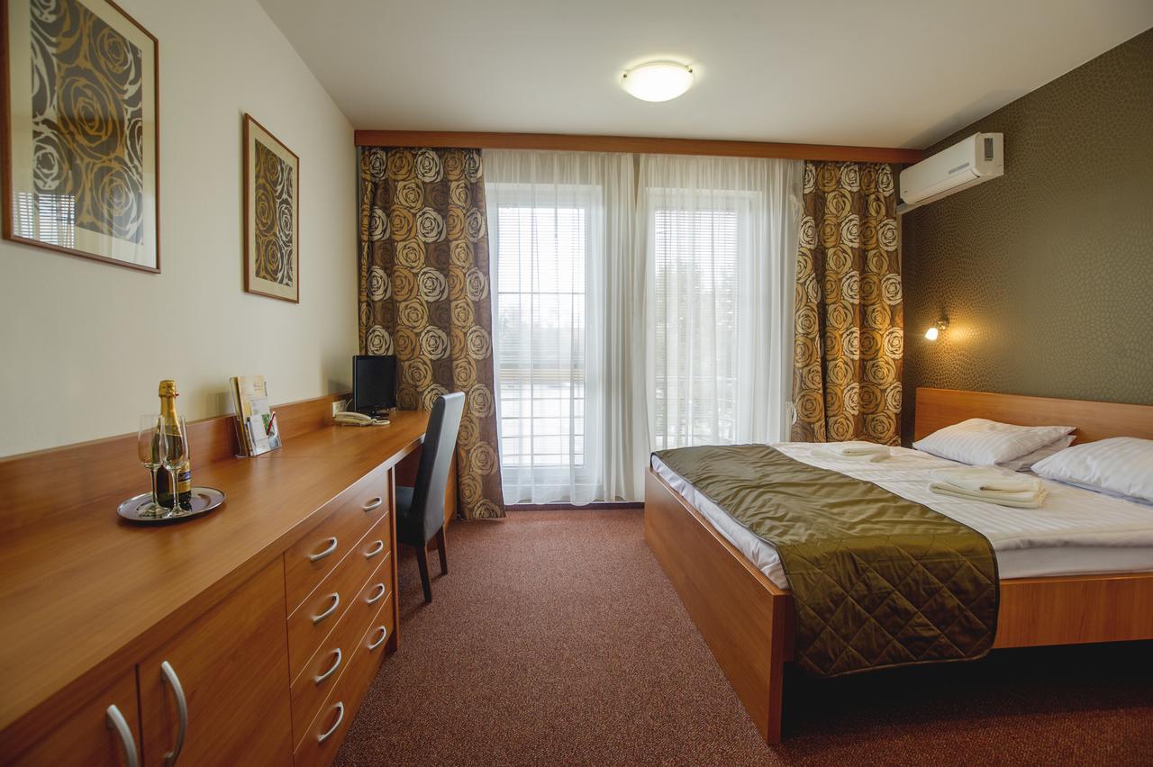 Wellness Hotel Thermal Штурово Екстер'єр фото