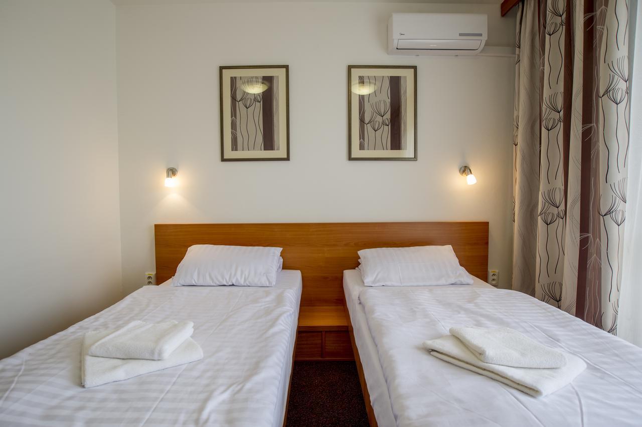 Wellness Hotel Thermal Штурово Екстер'єр фото