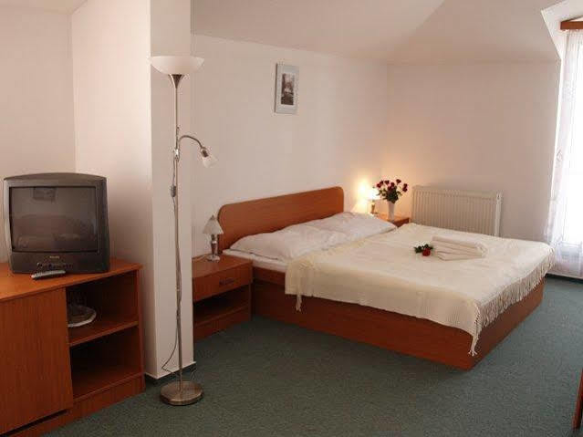Wellness Hotel Thermal Штурово Екстер'єр фото